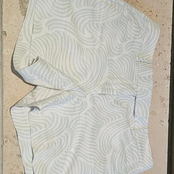 Ann Taylor low cut women's shorts - Picture 6 of 6